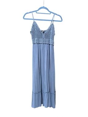 Blush Light Blue Sleeveless Dress Size M